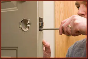 Colorado Springs General Locksmith Colorado Springs, CO 719-581-3015 Colorado Springs General Locksmith Colorado Springs, CO 719-581-3015 - 7-lock-repair